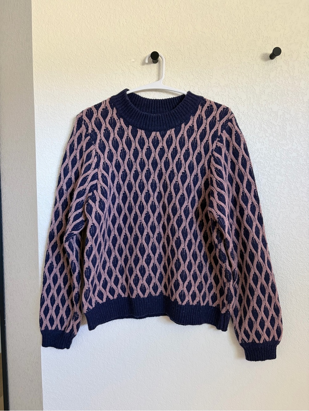 NWT Urban Outfitters Geometric Jacquard Knit Sweater Navy Pink Size M